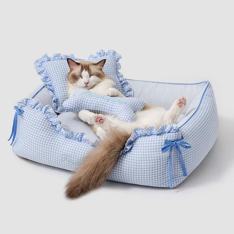 Small Pet Bed – Cozy, Washable, Year-Round Use