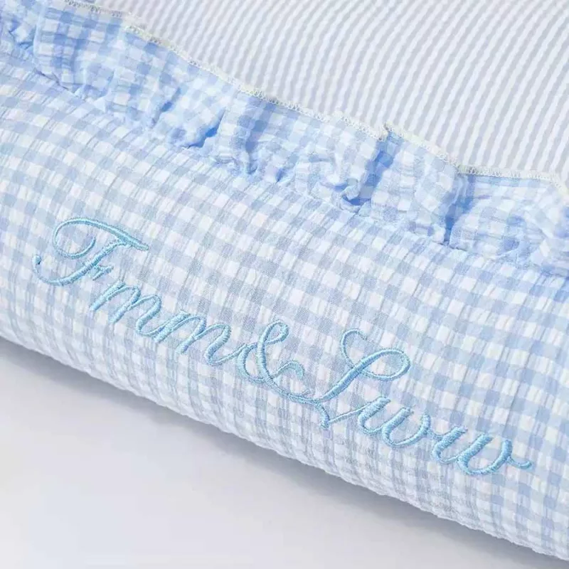 Small Pet Bed – Cozy, Washable, Year-Round Use